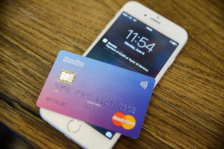 Revolut card and app